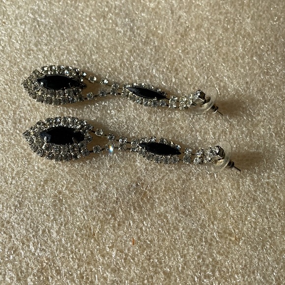 Crystal and onyx earrings - Picture 4 of 4